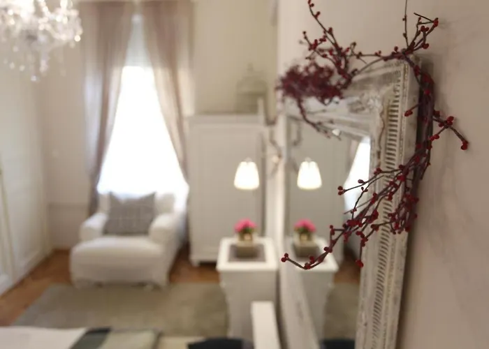 شقة Cozy Vintage Flat By The Basilica