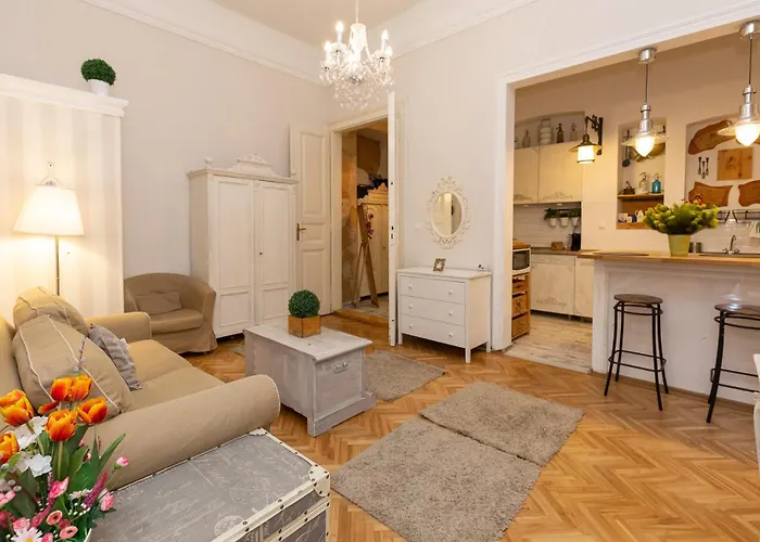 شقة Cozy Vintage Flat By The Basilica بودابست