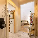 Cozy Vintage Flat By The Basilica Lejlighed Budapest