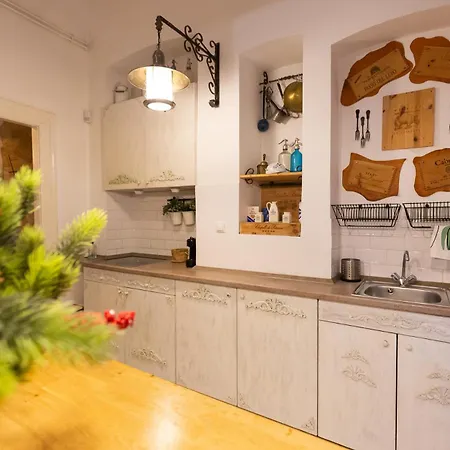 Lejlighed Cozy Vintage Flat By The Basilica