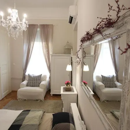 شقة Cozy Vintage Flat By The Basilica *