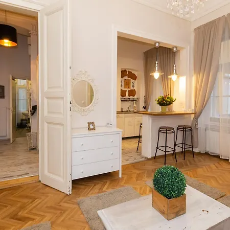 Apartmán Cozy Vintage Flat By The Basilica